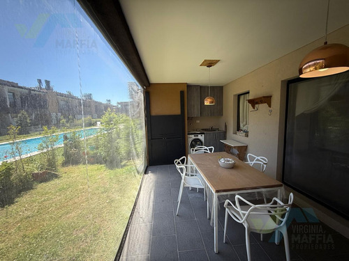 Venta Departamento Tipo Casa Planta Baja, 2 Ambientes Muy Grandes, Con Quincho, Cañada Village, Pilar