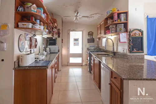 Chalet En Venta En San Rafael Proximo Al Mar. 5 Dormitorios + Dep.