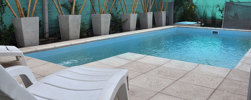 Imagen 7 de 10 de Pisos, Paredes, Revestimientos Y Bordillos Para Piscina