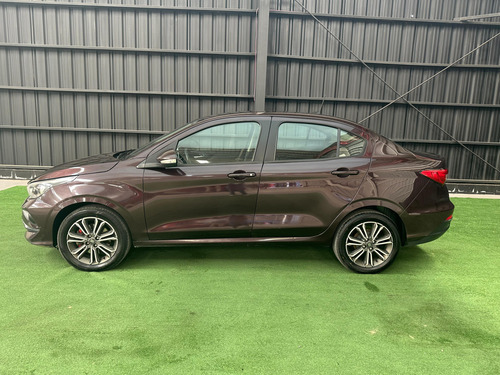 Fiat Cronos 1.8 16v Precision