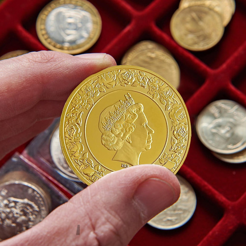 Monedas Conmemorativas De La Reina Isabel Su Majestad La Rei