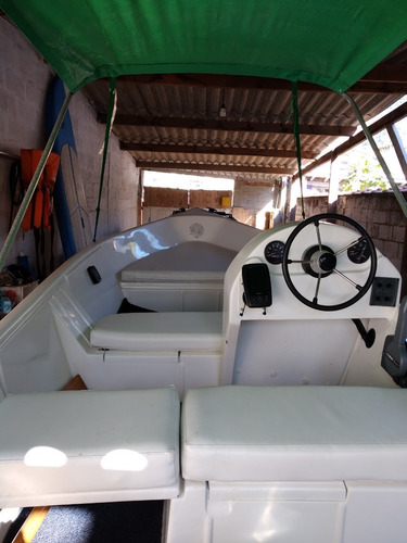 Imagem 7 de 12 de Lancha Artsol A560 Motor Yamaha 40 Hp Comando A Distancia