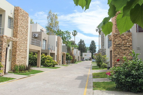Imagen 5 de 7 de Venta De Hermoso Departamento, En Bambu Village, Canning.