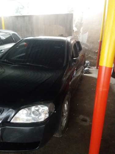 Astra 2011 Preto Gnv / Gas