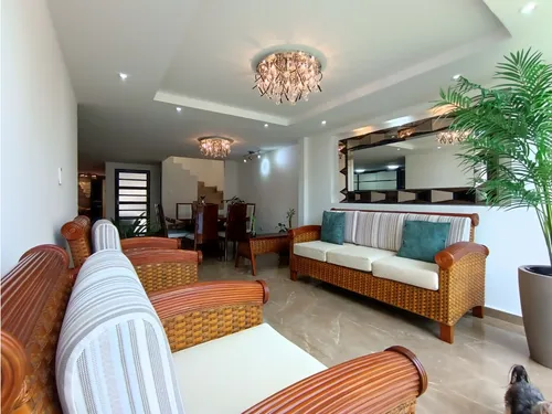 Venta Casa En Las Villas