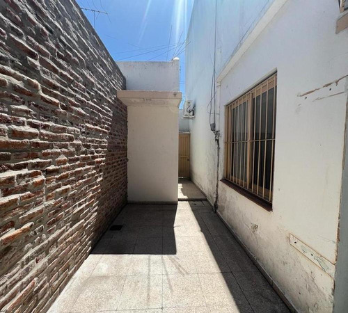 Casa Ph Independiente 4 Ambientes Con Cochera Bernal Oeste
