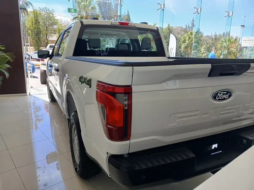Ford F-150 F-150 DOBLE CABINA 4X4 V6