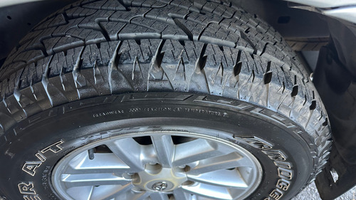Toyota Hilux SW4 3.0 Srv Cuero 171cv 4x4 5at
