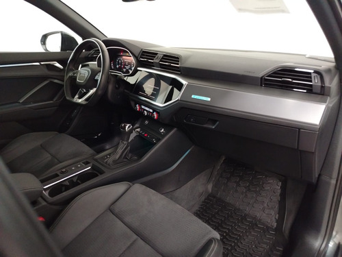 Audi Q3 2.0 SB 40 TFSI S line At