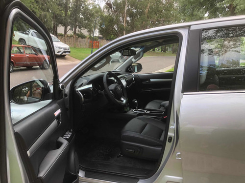 Imagen 8 de 19 de Toyota Hilux 2021 2.8 Cd Srx 177cv 4x2 At