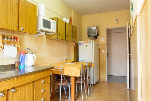 Imagen 5 de 15 de Departamento Semicentrico 3 Hab. En Venta Tandil