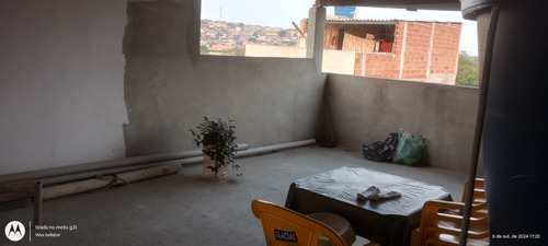 Sobrado 3 Andares Com Garagem
