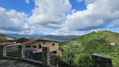 Casa En El Hatillo