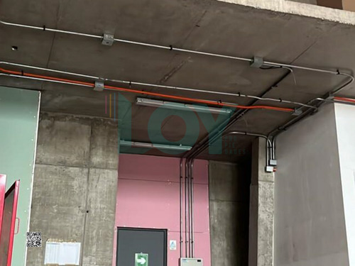 Local Comercial En Arriendo 100m2. Ñuñoa. Metro Irarrazaval.