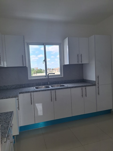Residencial Cerrado De Aptos Listos Para Entrega En San Isidro De 2 Y 3 Hab Desde Rd$4.700
