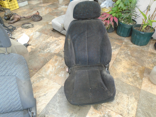 Vendo Asiento Delantero Izquierdo De Hyundai Terracan 2005