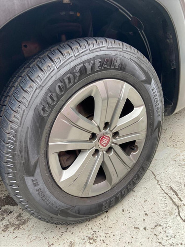 Fiat Toro 1.8 16v Evo Flex Freedom At6