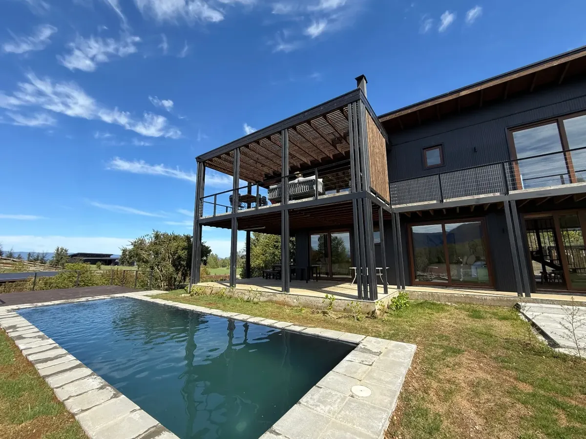 Imagen 1 de 30 de Venta Casa Nueva Vista Al Lago Y Volcan 6 Dorm En Suite