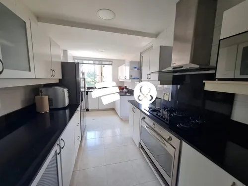 Apartamento Muy Amplio Y Con La Mejor Ubicación En La Milla De Oro De El Poblado