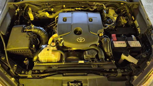 Toyota Hilux Pick-Up 2.4 Cd Sr 150cv 4x2