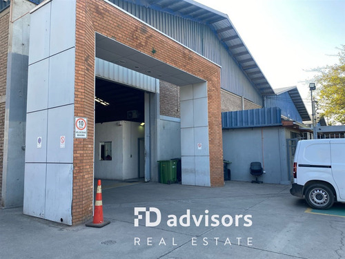 Arriendo De Bodega 1.947 M2 - Macul