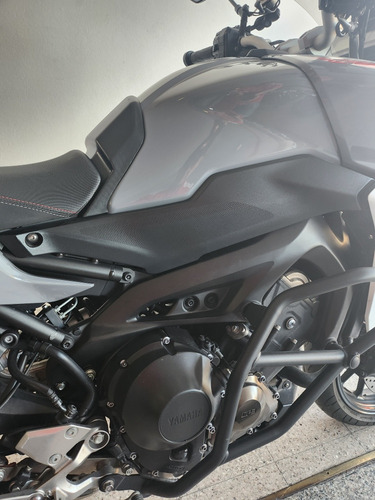 Mt 09 Tracer Tricilindrica Akrapovic Rec Inferior Tuamoto