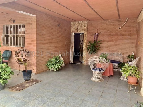 Imagen 2 de 9 de Casa En Venta Ubicada En Punto Fijo