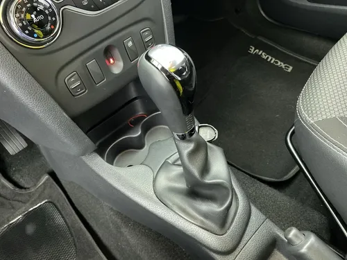 Renault Logan 1.6 Intens Bva