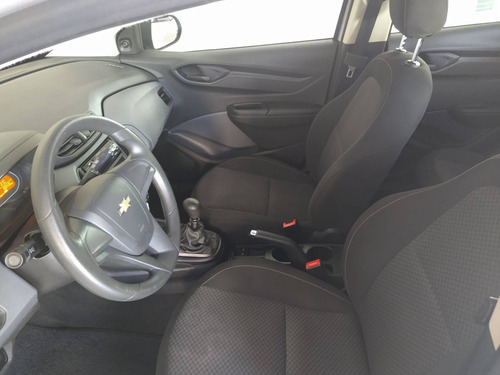 Imagem 10 de 12 de Chevrolet Onix 1.0 Mpfi Joy 8v Flex 4p Manual