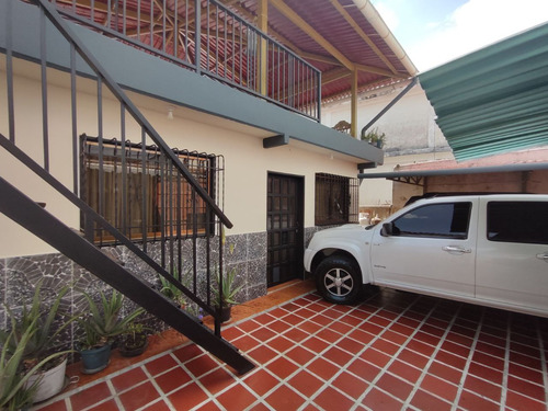 Dos Casas Bifamiliar Lomas De Urquía, Barrialito Carrizal