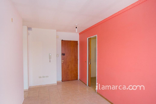 Dpto Alberdi Sobre Caseros 1dorm. Rebajado