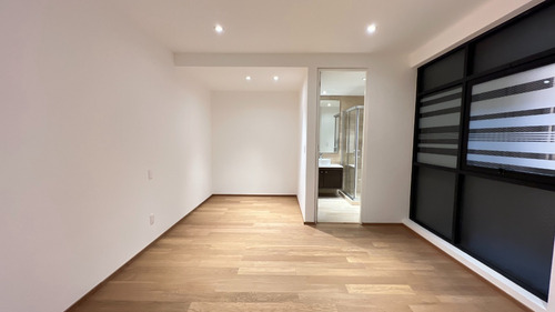 Imagen 7 de 17 de Venta De Departamento En López Cotilla - Del Valle Centro