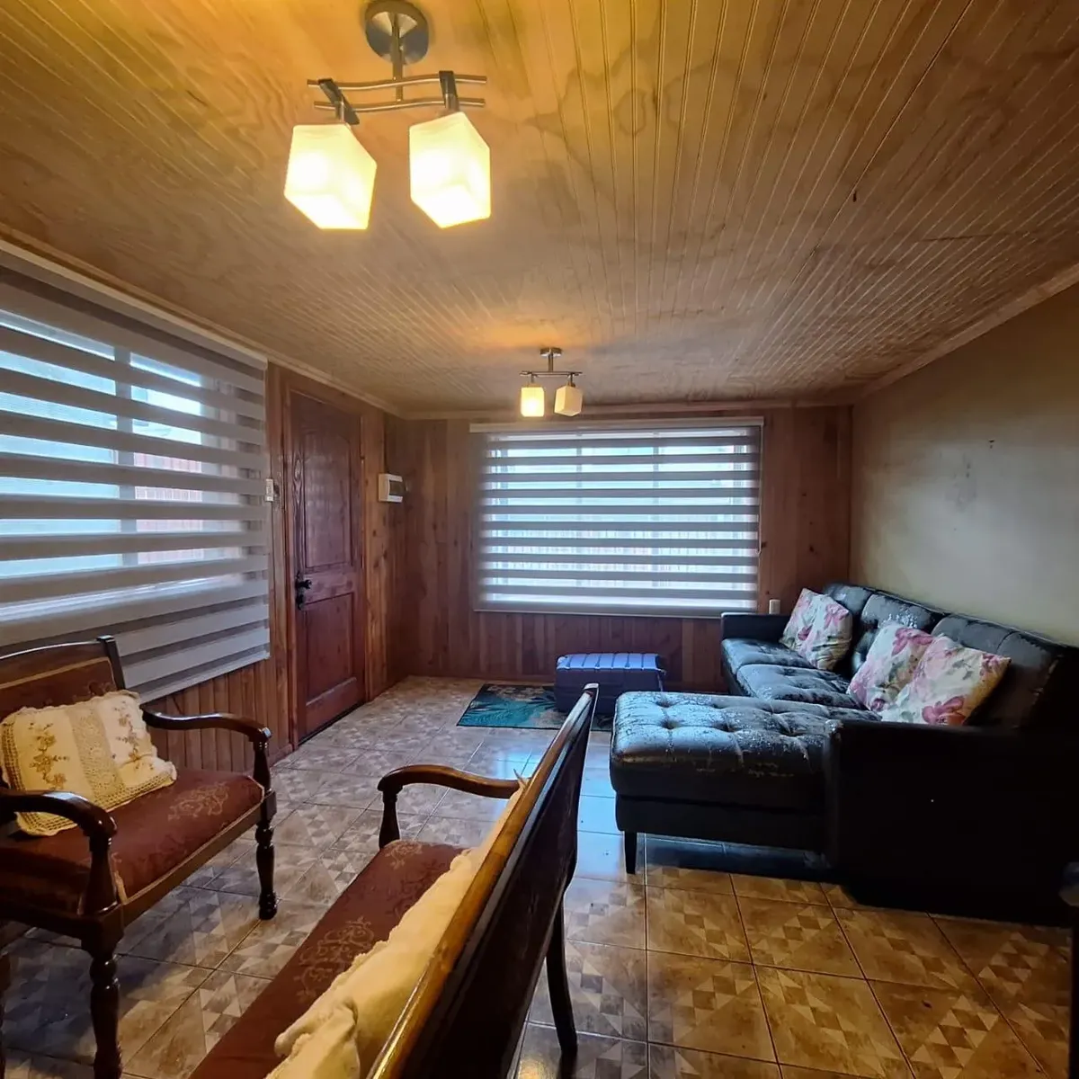 Imagen 2 de 21 de Se Vende Casa En Temuco 4d/1b/e Mas Dpto Interior 1d/1b