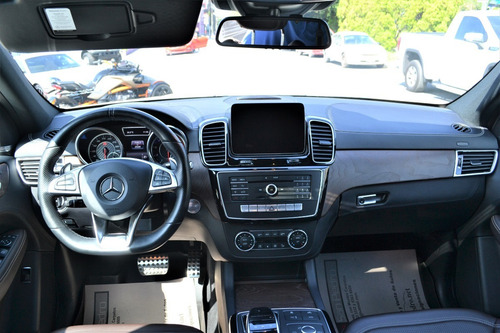 Imagen 8 de 13 de Mercedes Benz Gle 63 Amg 2017