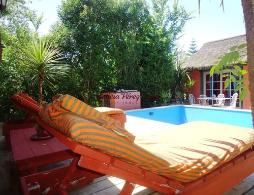 Imagen 5 de 22 de Casa Con Piscina En La Barra El Tesoro