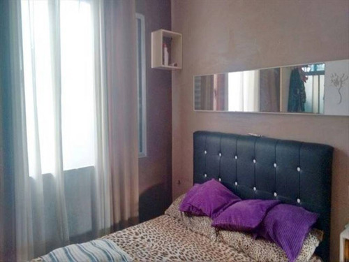 Imagem 9 de 25 de Linda Casa Toda Isolada Em Terreno 10x30 Com Churrasqueira 01 Suíte Garagem Para 04 Carros Próximo A Ponto De Ônibus Mercado Extra Padaria Farmácia Escolas Pública E Particulares Como M Nascimento E