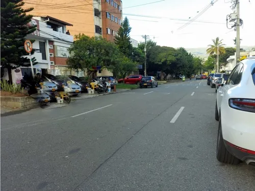Local Segundo Piso En Arriendo Conquistadores Unicentro