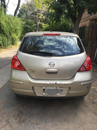 Nissan Tiida 2010