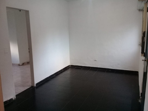 Alquiler De Departamento De 3 Ambientes En Avellaneda!
