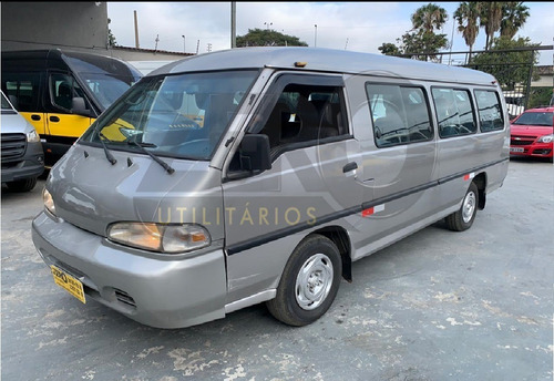 H-100 16 Lugares Escolar 2003