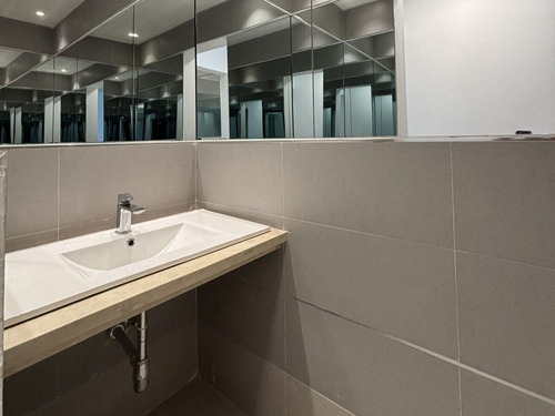 Local En Alquiler De 330m2 En Naco Primer Nivel