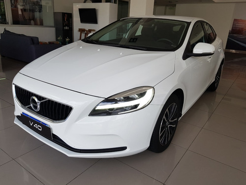 Volvo V40 2.0 T4 Plus