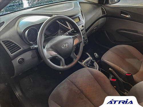 Imagem 7 de 8 de Hyundai Hb20s 1.0 Comfort Style 12v Turbo