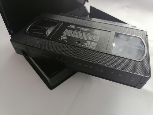Soy Hombre Y Que? Pelicula Formato Vhs 1992 Eugenio Derbez (Usado)
