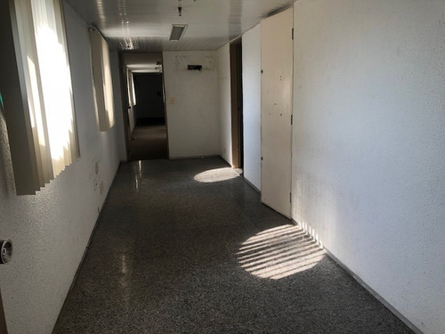 Conj. Comercial Para Alugar Na Cidade De Fortaleza-ce - L13031