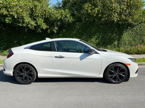 Civic Coupe 2019 Blanco, Automatico, Impecable, 17,000 Km