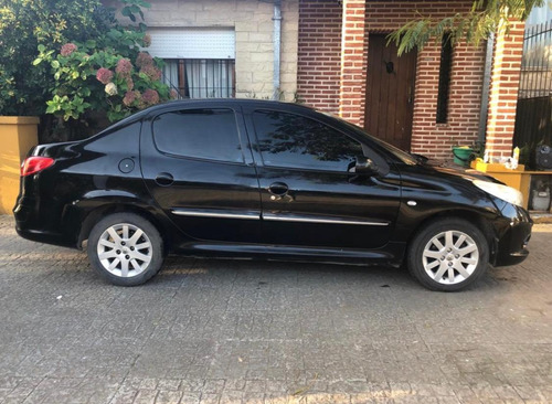 Peugeot 207 2011 1.6 Xt
