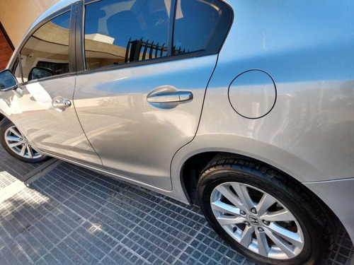 Imagen 5 de 9 de Honda Civic 2014 1.8 Lxs Mt 140cv