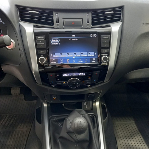 Imagen 11 de 18 de Nueva Nissan Frontier Xe 4x2 Mt 2022