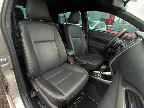 Imagem 13 de 15 de Toyota Yaris Hatch Xs 1.5 Aut Flex 2019